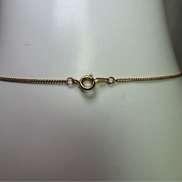 Elegant Reverse Carved Floral Intaglio Necklace - Picture 3 of 3